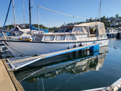 Hytte på vannet💫37 fot🚣